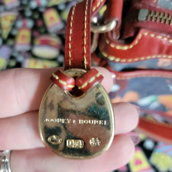 Dooney & Bourke Splash Small Baguette - Picture 5 of 9